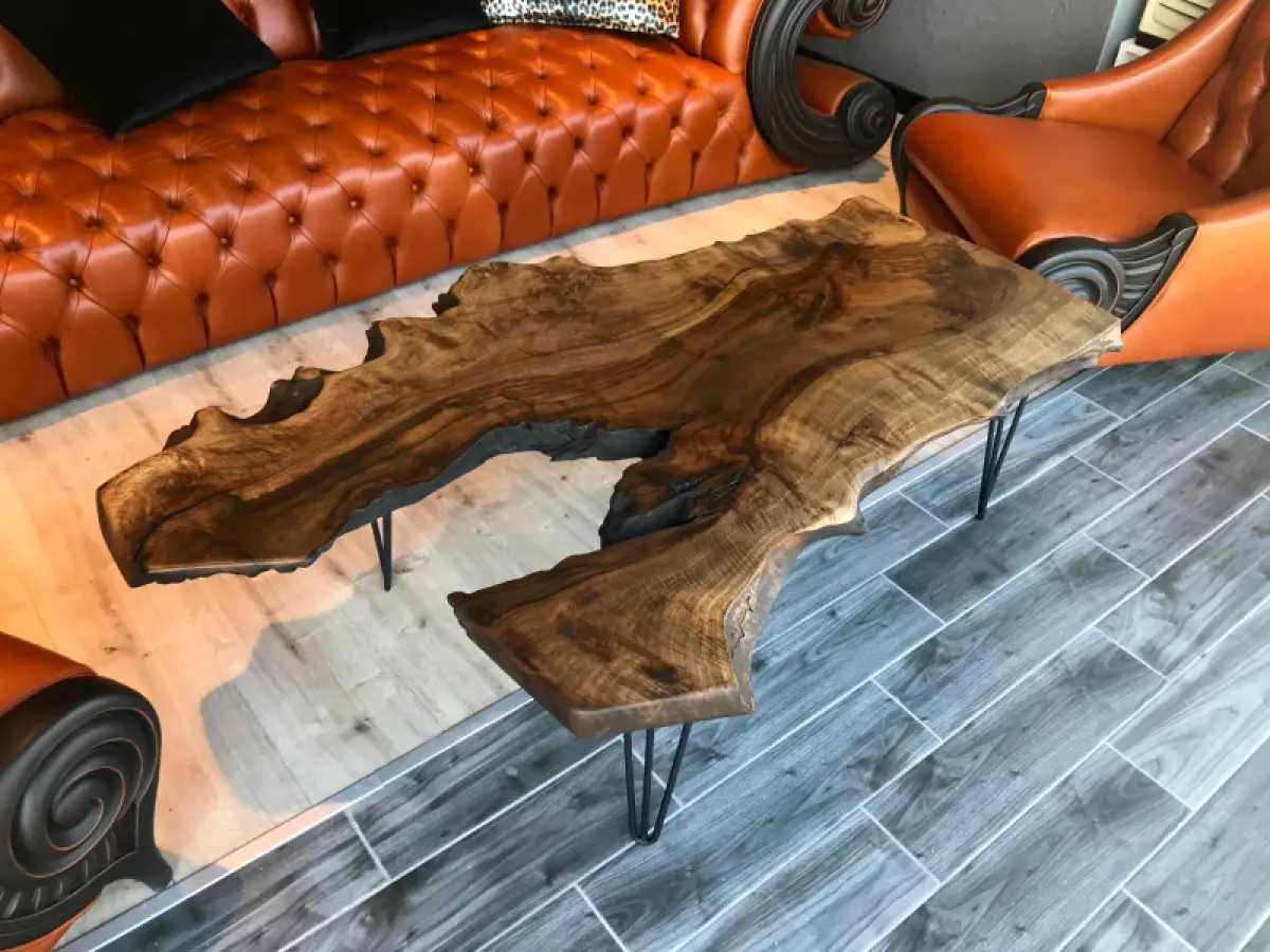 Couchtisch Kaman
