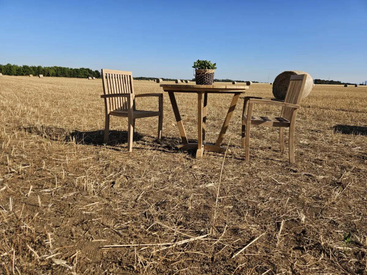 Garten-Stapelstuhl aus Teakholz Lori 