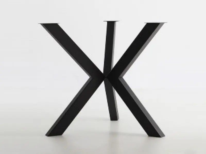 Kayu Schwarz